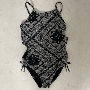 The Children’s Place One Piece Bathing Suit
